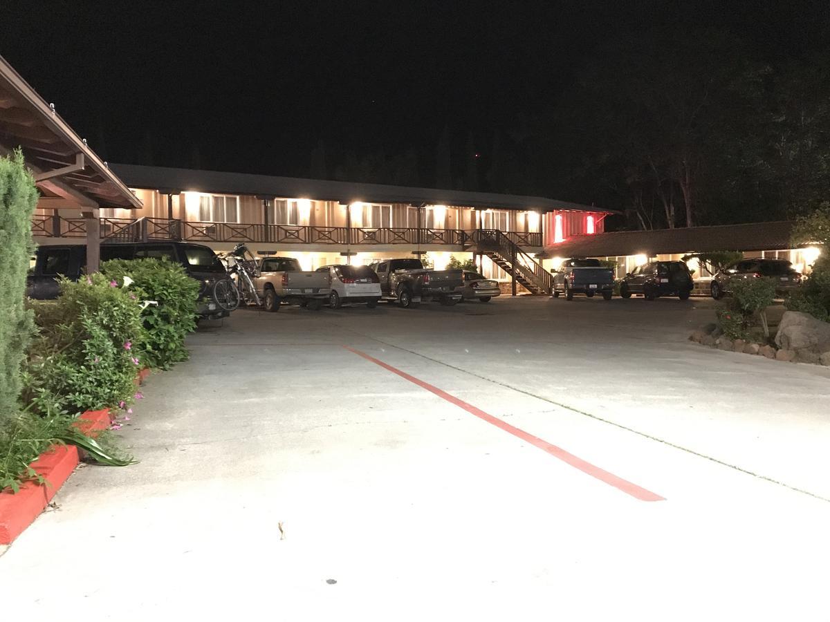 Red Bluff Inn Luaran gambar