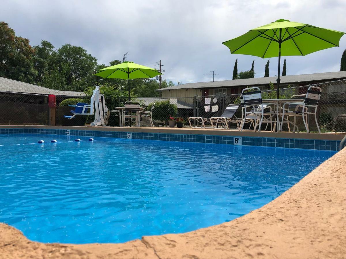 Red Bluff Inn Luaran gambar